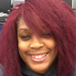 Meet your Posher, Desiree